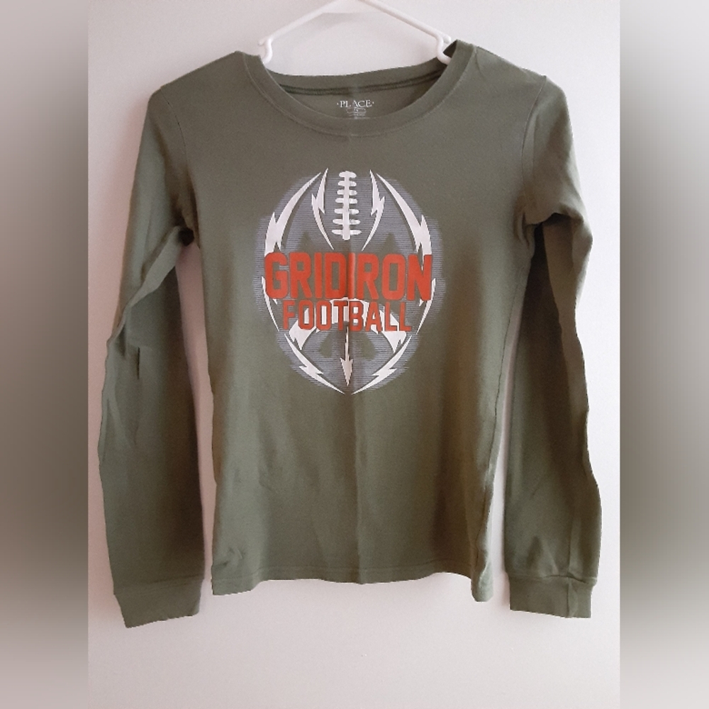 Boys football long sleeve SIZE 14